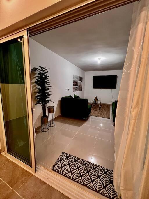 Outstanding Pent House W/Jacuzzi Apartment ซานติอาโก เด ลอสกาบาเญโรส ภายนอก รูปภาพ